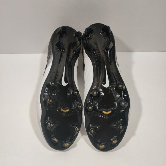 Nike Tiempo Legend 7 Elite FG Soccer Cleats - Picture 8 of 8